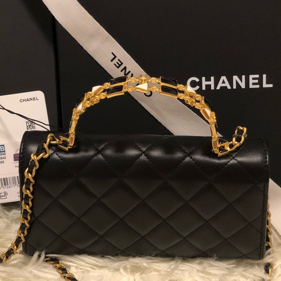 Chanel Flab Phone Holder with Chain - Picture 7 of 17